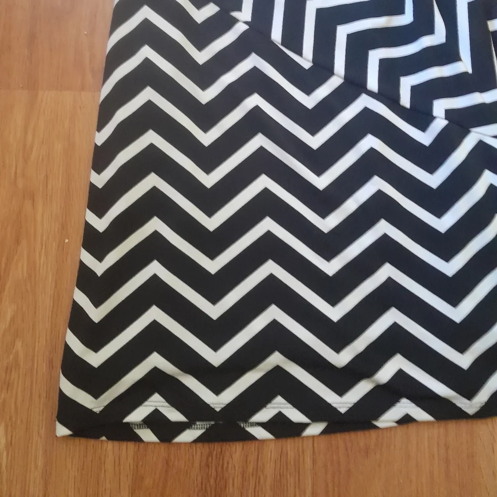 NWOT ANN TAYLOR Black & White Dress Small Petite - Picture 2 of 5